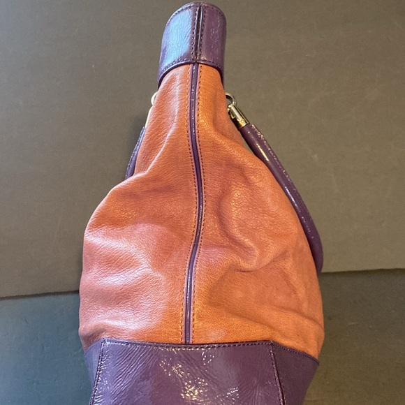 ** FLASH SALE**Noel Kate Spade  purple patent leather and brown tote - Picture 2 of 16